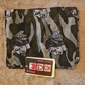NWT NHL Chicago Blackhawks Infinity Scarf